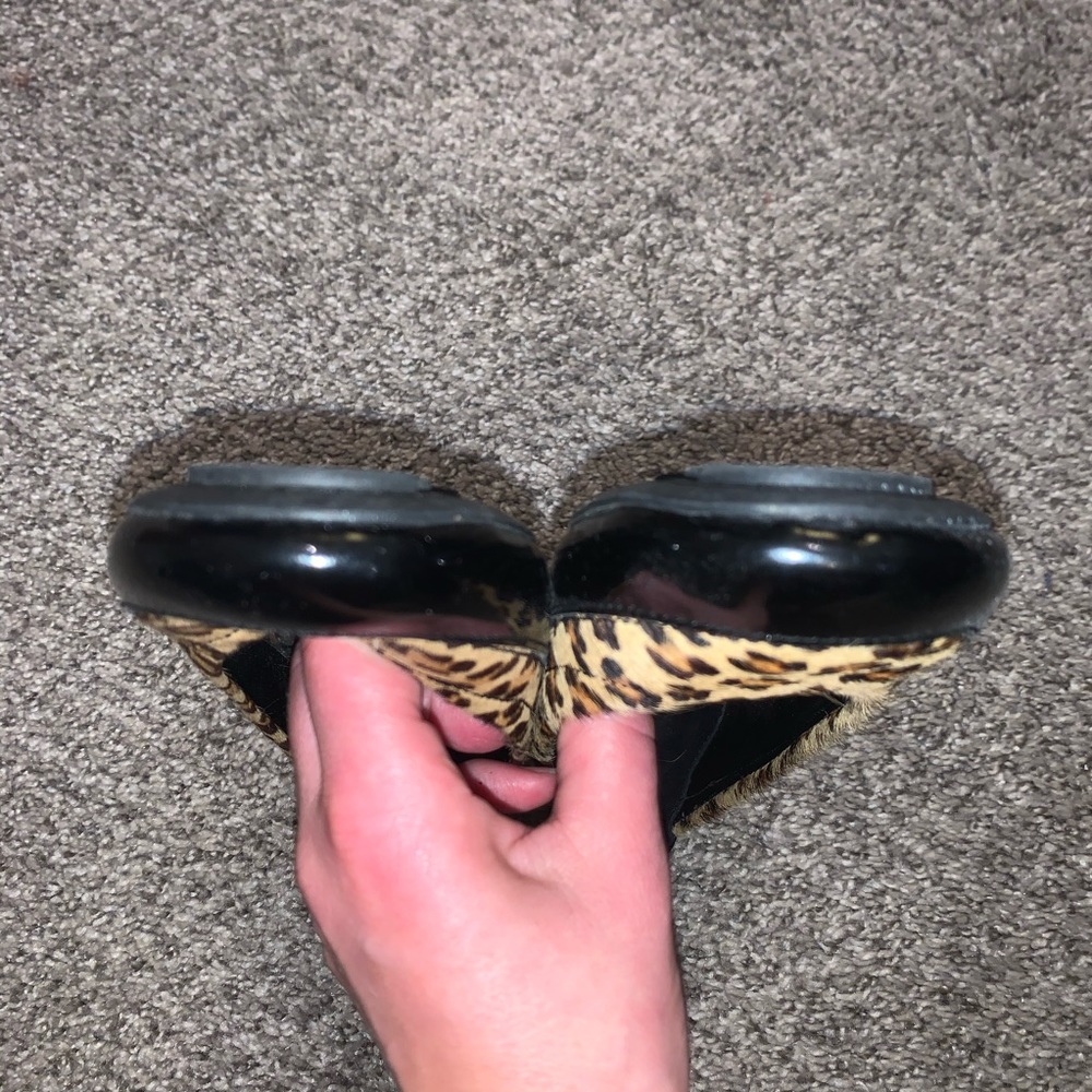 BCBGMaxAzria Pony hair brown and black cheetah black patent leather flats 5.5 - Picture 2 of 11